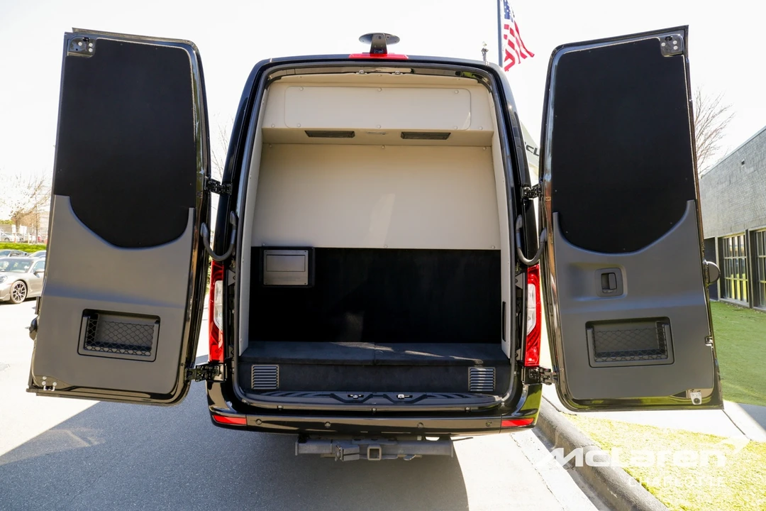 2025 Mercedes-Benz VS30 Sprinter - Image 17 of 21