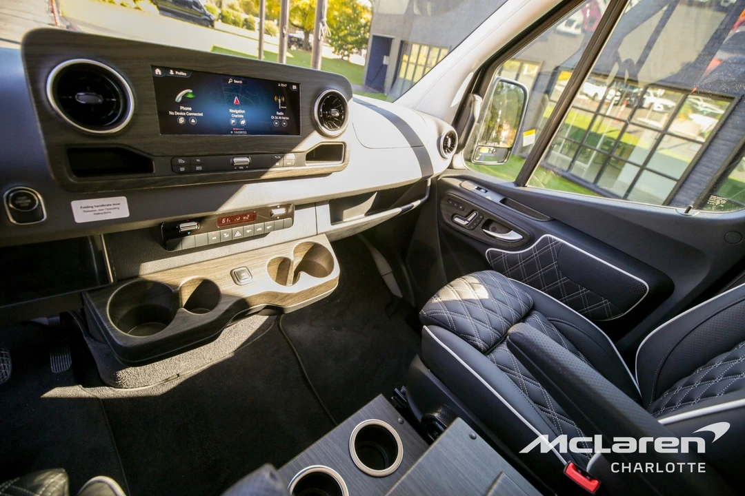 2025 Mercedes-Benz VS30 Sprinter - Image 15 of 21
