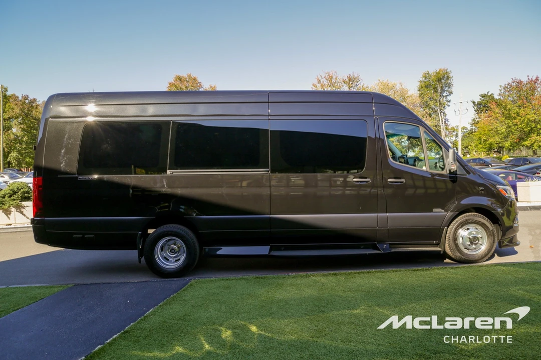 2025 Mercedes-Benz VS30 Sprinter - Image 9 of 21
