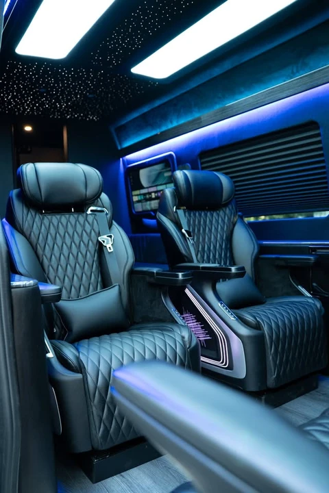 2025 Mercedes-Benz VS30 Sprinter - Image 10 of 16