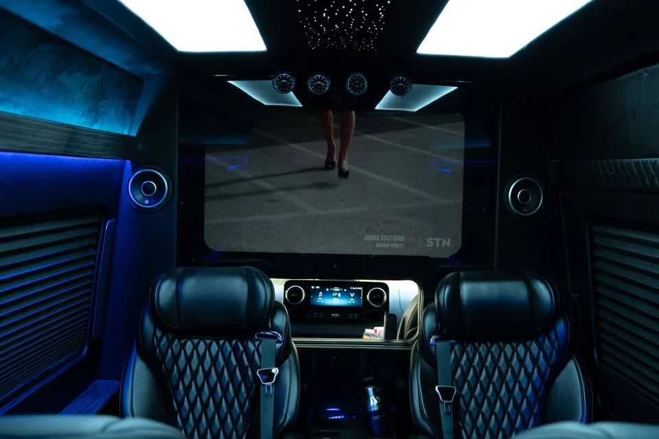 2025 Mercedes-Benz VS30 Sprinter - Image 14 of 16