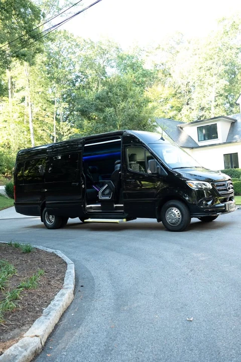 2025 Mercedes-Benz VS30 Sprinter - Image 9 of 16