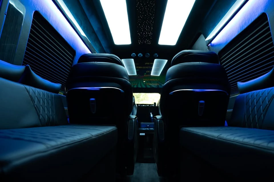 2025 Mercedes-Benz VS30 Sprinter - Image 15 of 16