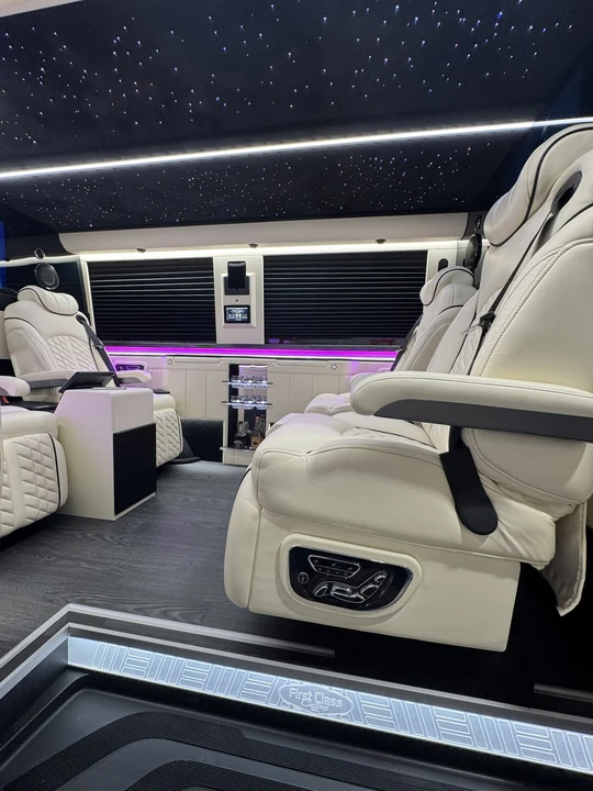 2025 Mercedes-Benz VS30 Sprinter - Image 13 of 20