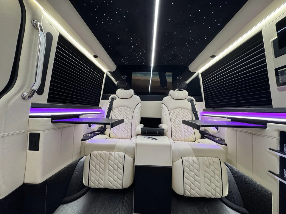 2025 Mercedes-Benz VS30 Sprinter - Image 5 of 20