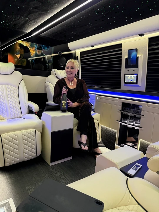2025 Mercedes-Benz VS30 Sprinter - Image 12 of 20
