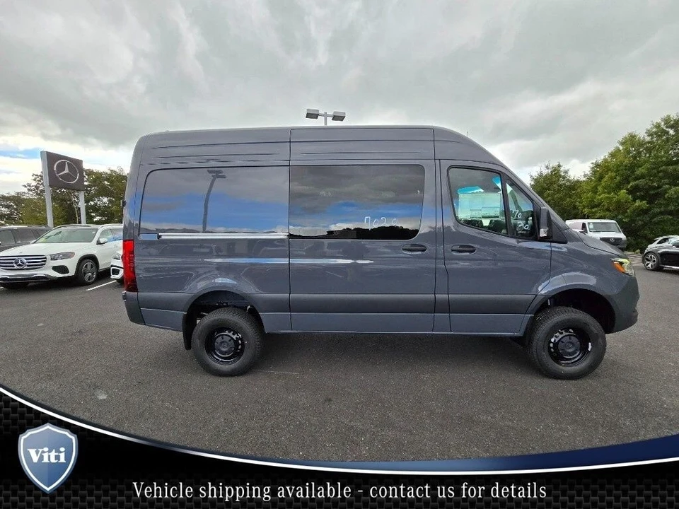 2025 Mercedes-Benz VS30 Sprinter - Image 9 of 12