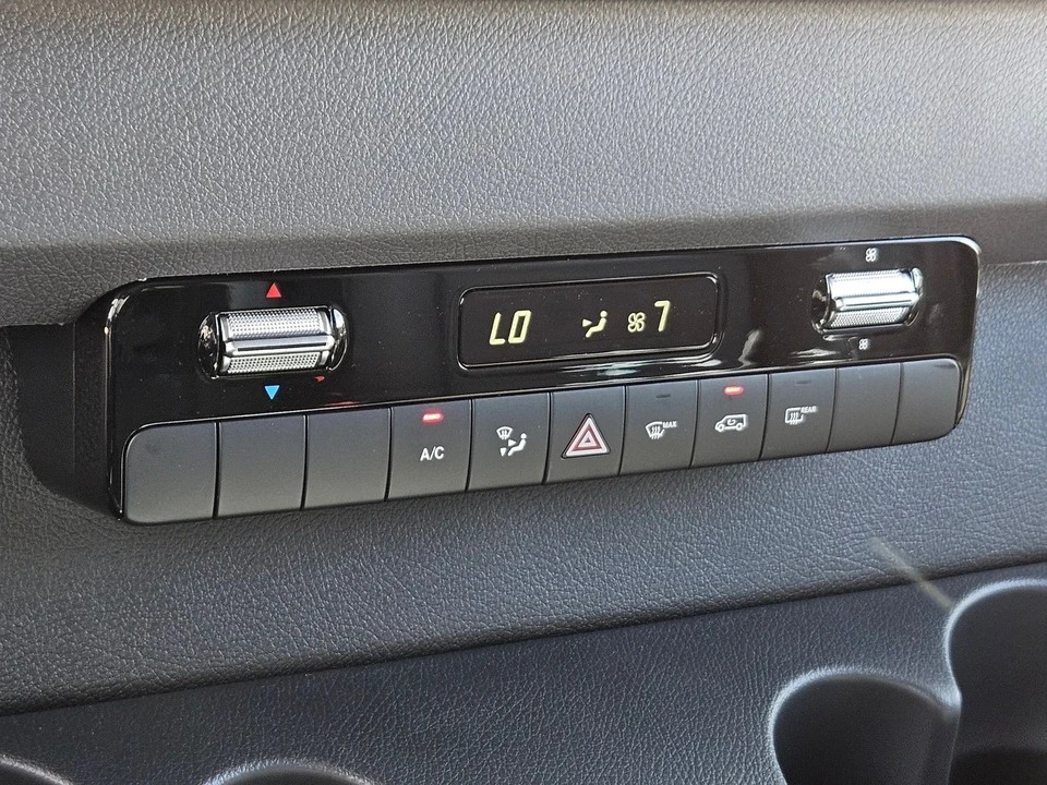 2025 Mercedes-Benz VS30 Sprinter - Image 19 of 21