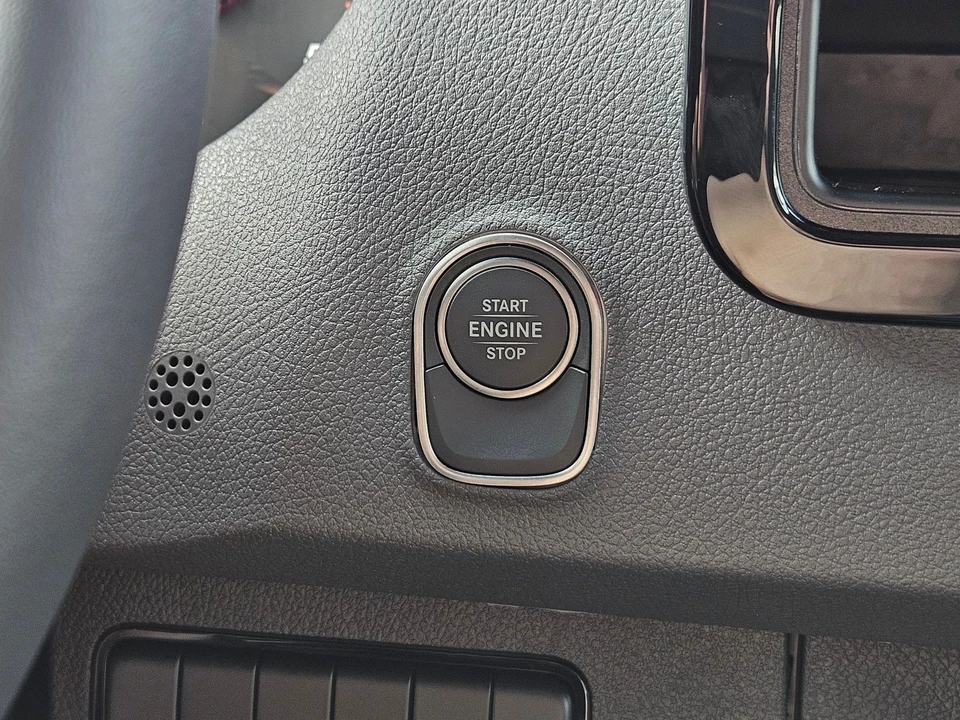 2025 Mercedes-Benz VS30 Sprinter - Image 15 of 21