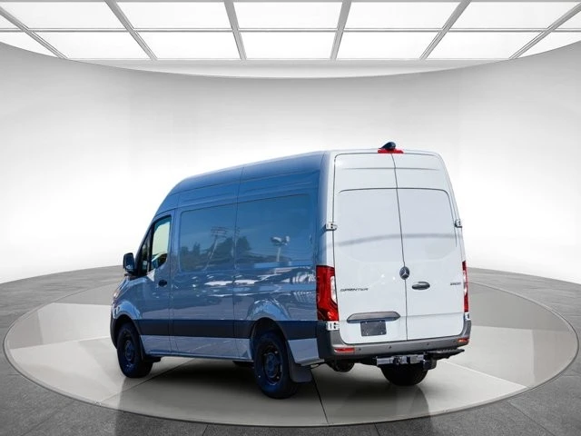 2025 Mercedes-Benz VS30 Sprinter - Image 2 of 12