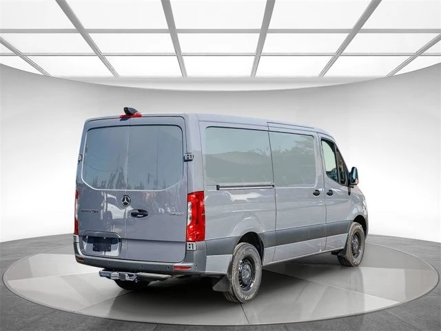 2025 Mercedes-Benz VS30 Sprinter - Image 4 of 12