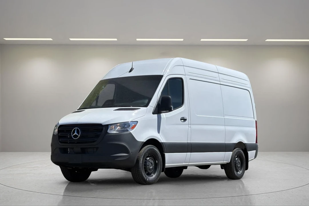 2025 Mercedes-Benz VS30 Sprinter - Image 8 of 12