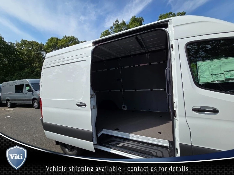 2025 Mercedes-Benz VS30 Sprinter - Image 14 of 16
