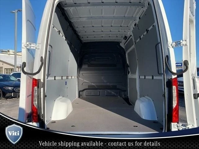 2025 Mercedes-Benz VS30 Sprinter - Image 15 of 20