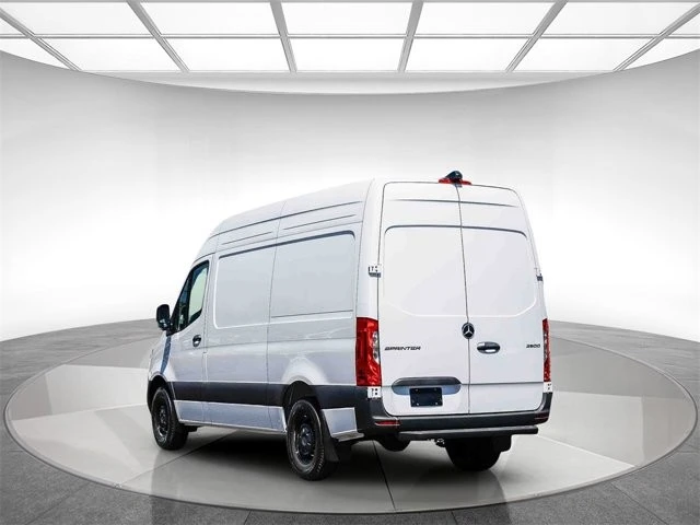 2025 Mercedes-Benz VS30 Sprinter - Image 2 of 12