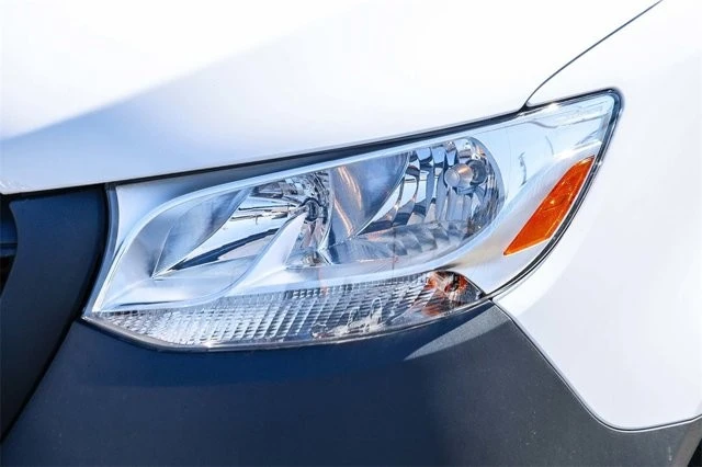 2025 Mercedes-Benz VS30 Sprinter - Image 7 of 12