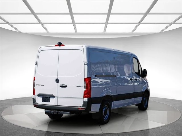 2025 Mercedes-Benz VS30 Sprinter - Image 4 of 12