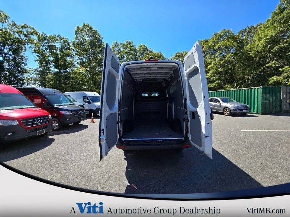 2025 Mercedes-Benz VS30 Sprinter - Image 14 of 14