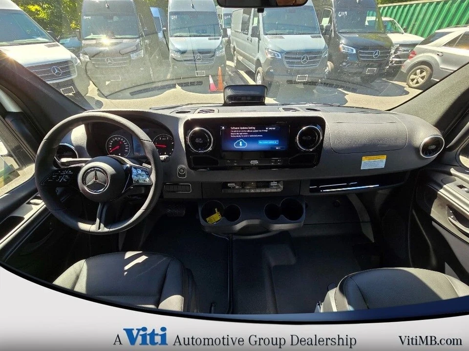2025 Mercedes-Benz VS30 Sprinter - Image 2 of 14