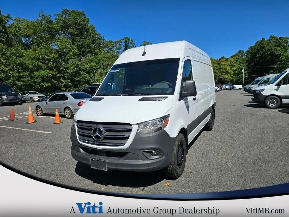 2025 Mercedes-Benz VS30 Sprinter - Image 4 of 14