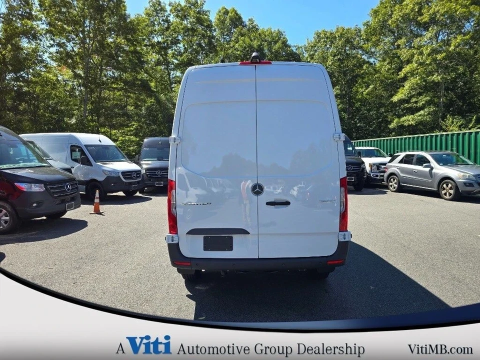 2025 Mercedes-Benz VS30 Sprinter - Image 7 of 14
