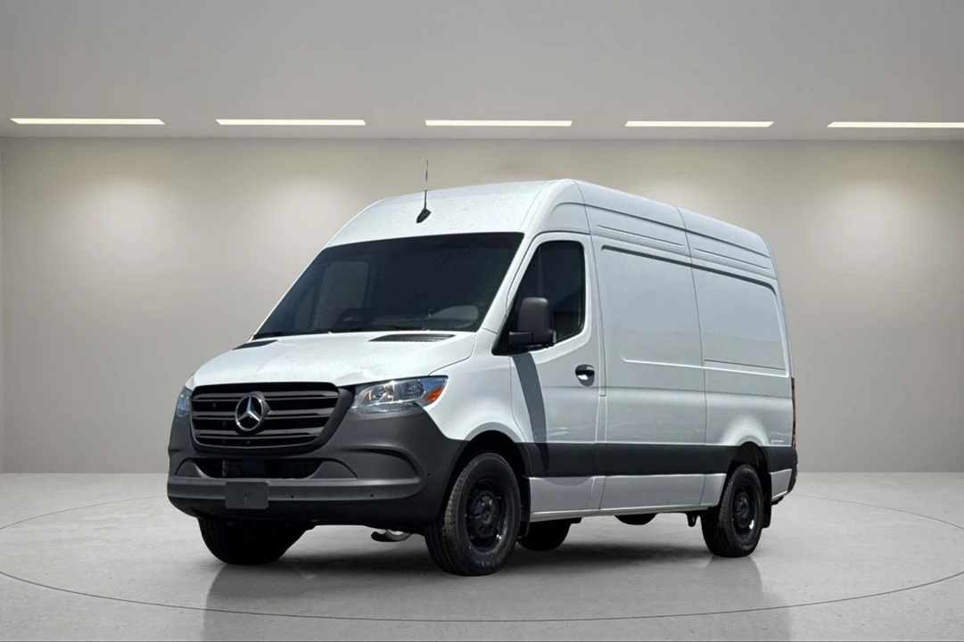 2025 Mercedes-Benz VS30 Sprinter - Image 8 of 12