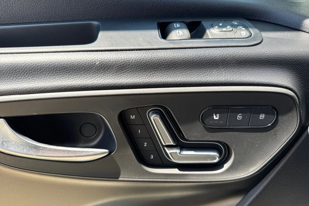 2025 Mercedes-Benz VS30 Sprinter - Image 12 of 12