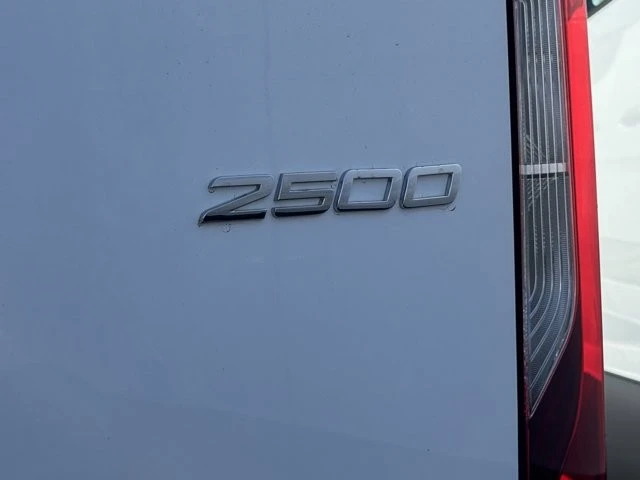 2025 Mercedes-Benz VS30 Sprinter - Image 9 of 12