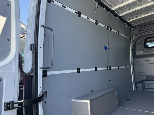 2025 Mercedes-Benz VS30 Sprinter - Image 11 of 12