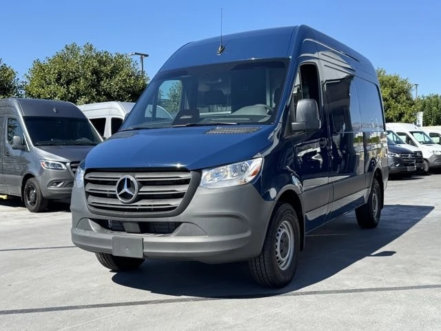 2025 Mercedes-Benz VS30 Sprinter - Image 4 of 12