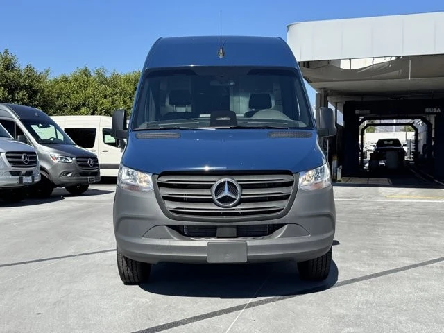 2025 Mercedes-Benz VS30 Sprinter - Image 3 of 12
