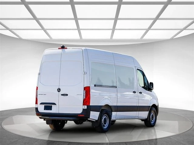 2025 Mercedes-Benz VS30 Sprinter - Image 4 of 12
