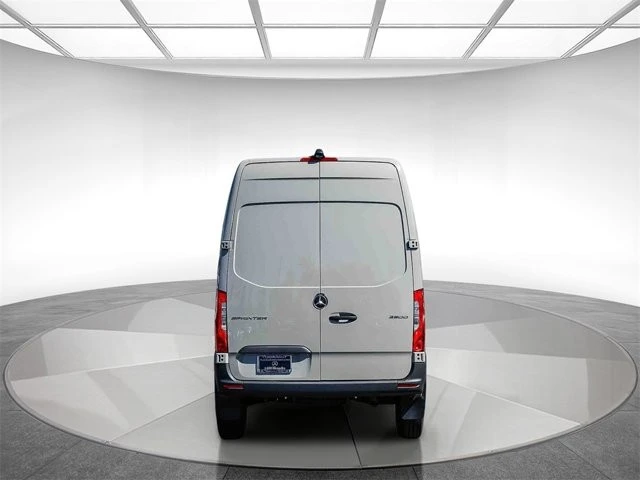 2025 Mercedes-Benz VS30 Sprinter - Image 3 of 12