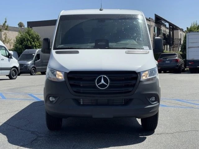 2025 Mercedes-Benz VS30 Sprinter - Image 5 of 12