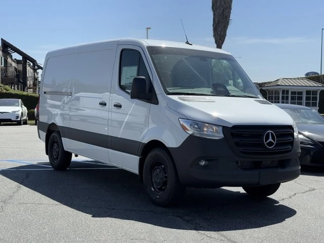 2025 Mercedes-Benz VS30 Sprinter - Image 2 of 12