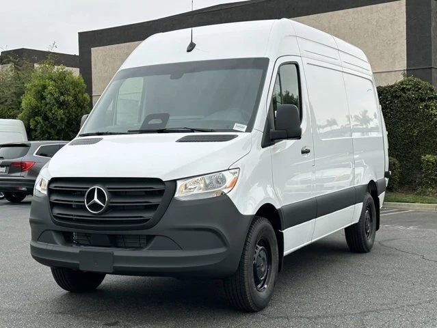 2025 Mercedes-Benz VS30 Sprinter - Image 4 of 12