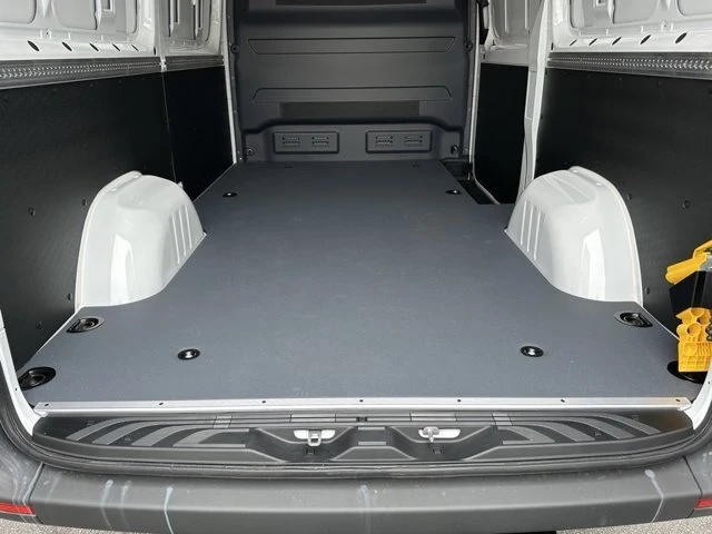 2025 Mercedes-Benz VS30 Sprinter - Image 9 of 12