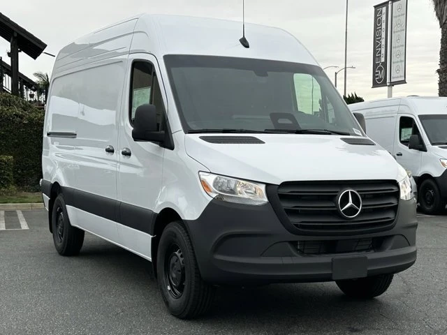 2025 Mercedes-Benz VS30 Sprinter - Image 2 of 12