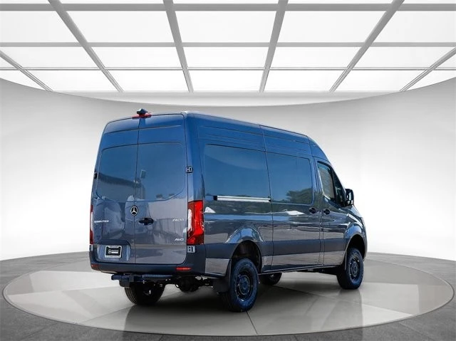 2025 Mercedes-Benz VS30 Sprinter - Image 4 of 12