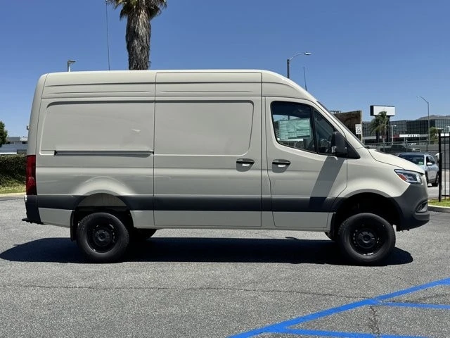2025 Mercedes-Benz VS30 Sprinter - Image 11 of 12