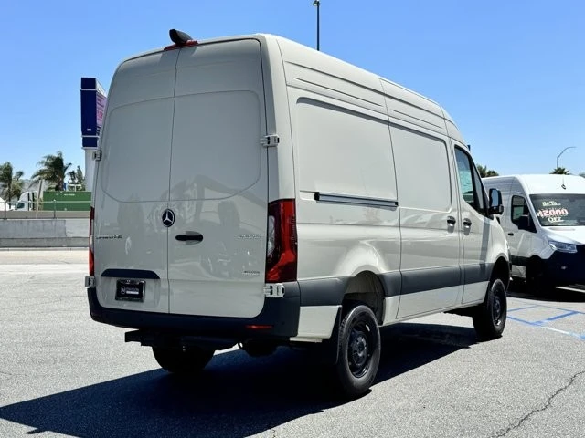 2025 Mercedes-Benz VS30 Sprinter - Image 10 of 12