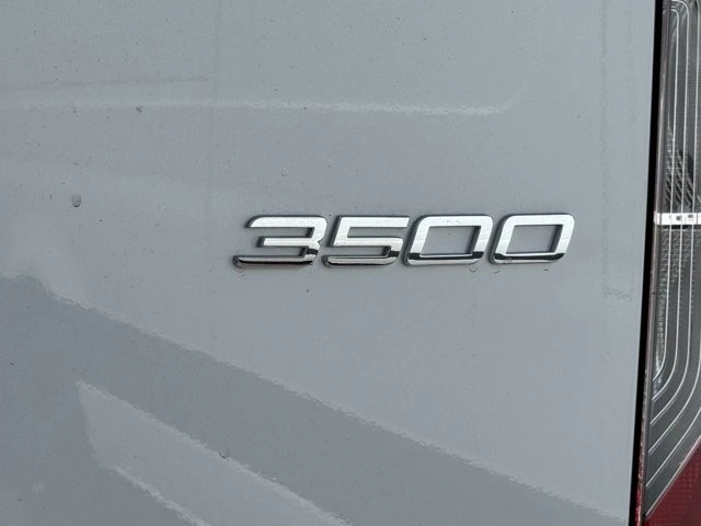 2025 Mercedes-Benz VS30 Sprinter - Image 9 of 12