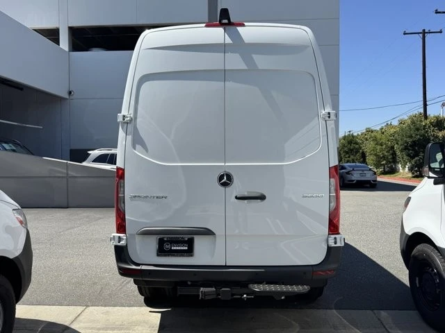 2025 Mercedes-Benz VS30 Sprinter - Image 7 of 12