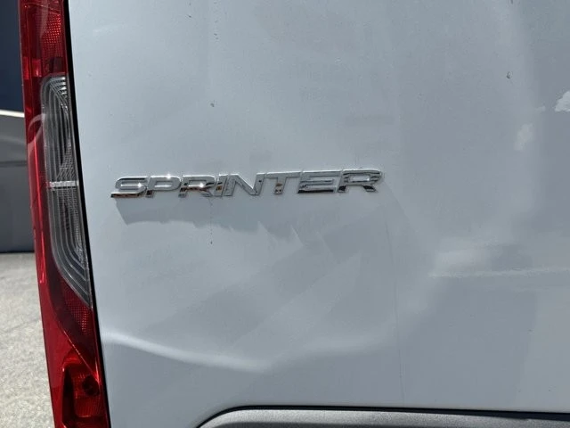 2025 Mercedes-Benz VS30 Sprinter - Image 8 of 12