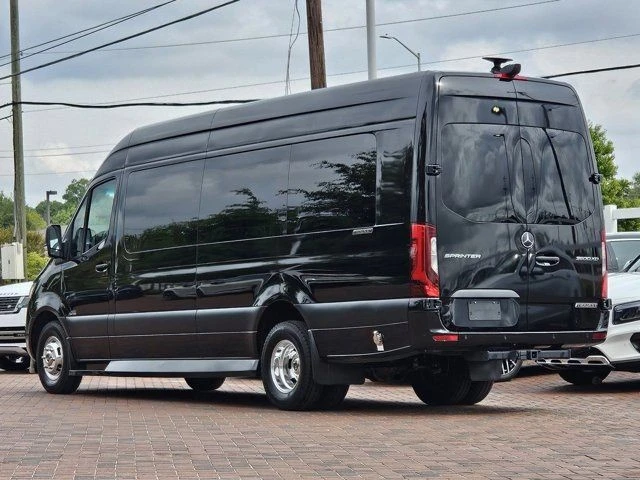 2025 Mercedes-Benz VS30 Sprinter - Image 8 of 12