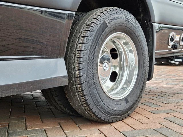 2025 Mercedes-Benz VS30 Sprinter - Image 9 of 12