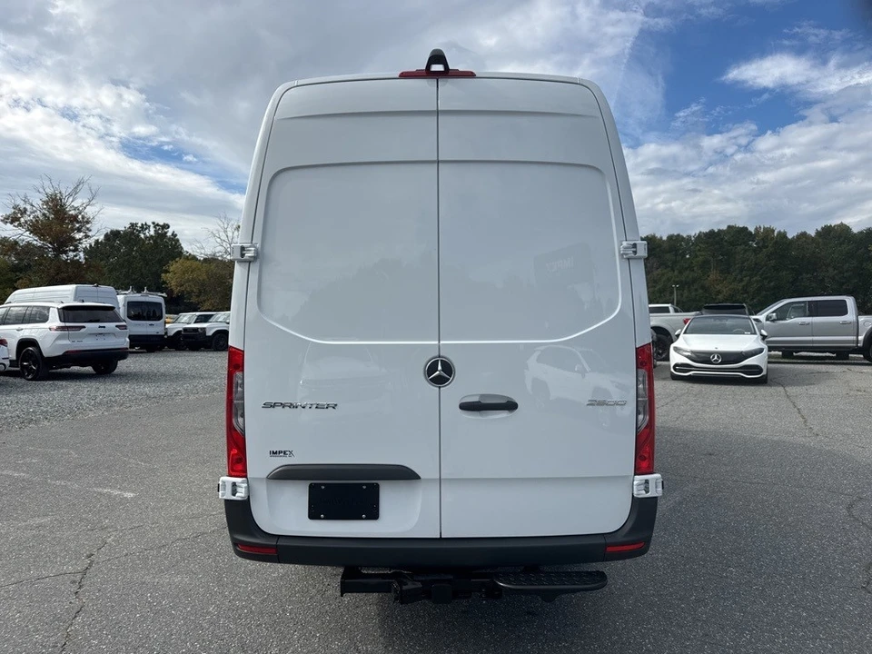 2025 Mercedes-Benz VS30 Sprinter - Image 4 of 12