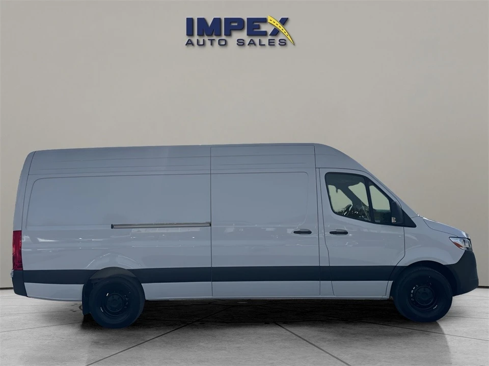 2025 Mercedes-Benz VS30 Sprinter - Image 6 of 12
