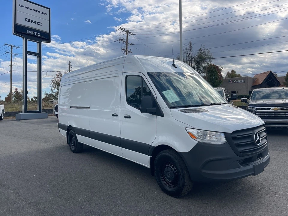 2025 Mercedes-Benz VS30 Sprinter - Image 7 of 12