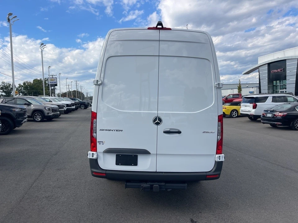 2025 Mercedes-Benz VS30 Sprinter - Image 4 of 12